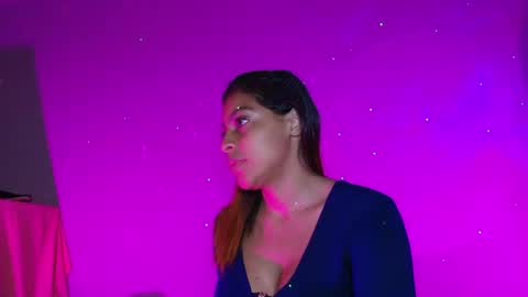 Snapshot of maria_rosee chatting on May 2026 02:45:01 PM ELI online show from May 2026 02:45:01 PM