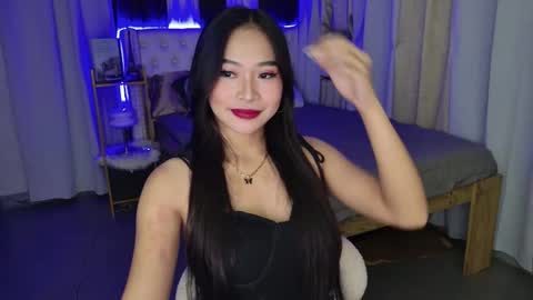 ms. maria online show from November 2025 12:05:02 PM