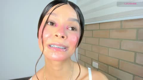 S O F I A  model independent online show from December 2024 11:43:02 AM