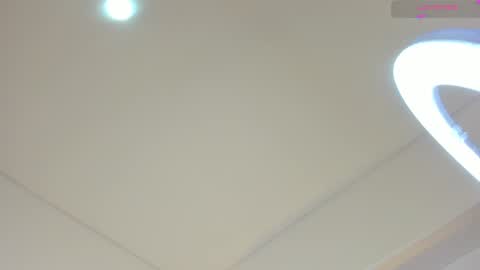 S O F I A  model independent online show from February 2025 02:24:01 PM