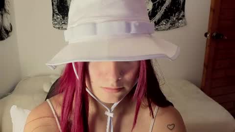 Snapshot of mariagh_ chatting on June 2026 08:44:02 PM Maria online show from June 2026 08:44:02 PM