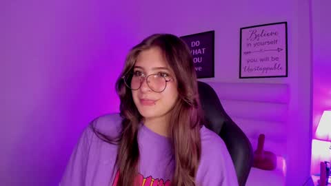 Mariam online show from December 2024 10:42:01 PM