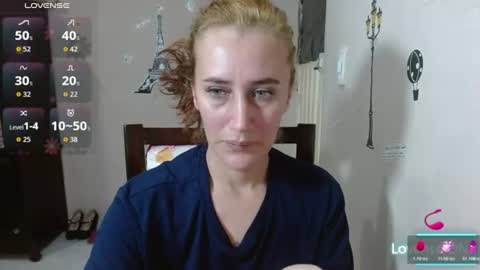 Snapshot of mariam_wish1 chatting on June 2026 06:17:02 PM mariam_wish1 online show from June 2026 06:17:02 PM