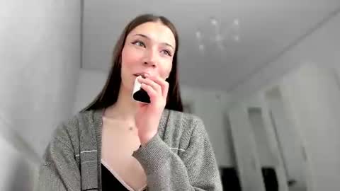 Snapshot of mariamceleste chatting on June 2026 12:46:02 AM Mariam online show from June 2026 12:46:02 AM