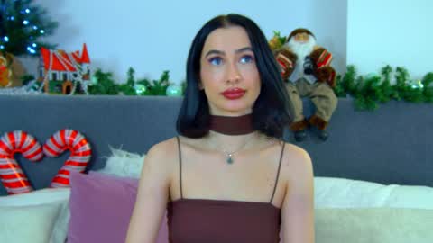 Snapshot of mariamenson chatting on December 2024 03:00:02 AM MariaMenson online show from December 2024 03:00:02 AM