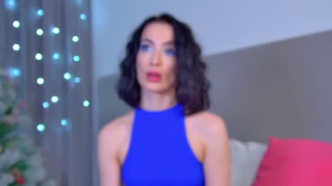 Snapshot of mariamenson chatting on December 2024 11:44:02 PM MariaMenson online show from December 2024 11:44:02 PM