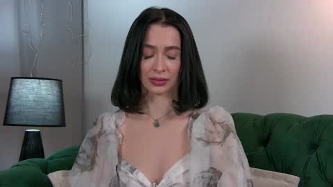 Snapshot of mariamenson chatting on January 2025 12:48:02 AM MariaMenson online show from January 2025 12:48:02 AM