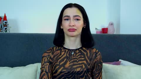 Snapshot of mariamenson chatting on January 2025 09:18:01 PM MariaMenson online show from January 2025 09:18:01 PM