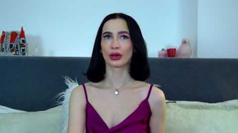 Snapshot of mariamenson chatting on January 2025 10:56:01 PM MariaMenson online show from January 2025 10:56:01 PM