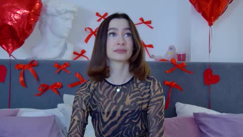 Snapshot of mariamenson chatting on February 2025 06:34:02 PM MariaMenson online show from February 2025 06:34:02 PM