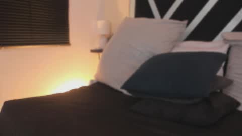 Marian online show from December 2025 11:45:01 PM