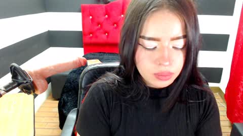 Marian online show from December 2024 10:02:01 AM