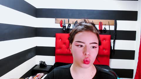 Marian online show from January 2025 03:04:02 AM