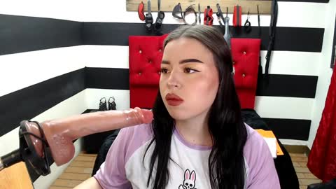 Marian online show from January 2025 03:01:02 AM