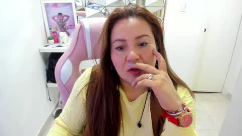 mariana01_m online show from July 2026 10:52:02 AM
