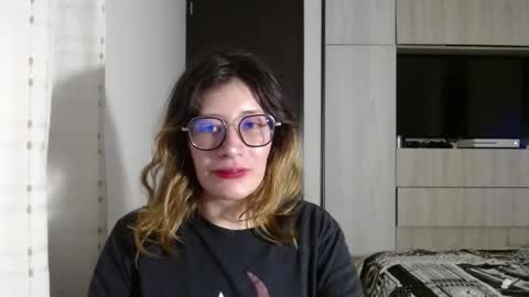 Mariana online show from December 2024 06:14:01 PM