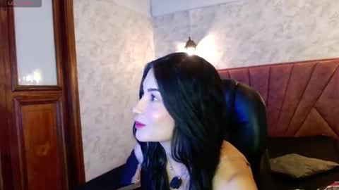 Mariana online show from December 2025 11:50:02 AM