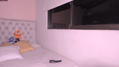 Mariana Roe online show from January 2025 03:34:02 AM