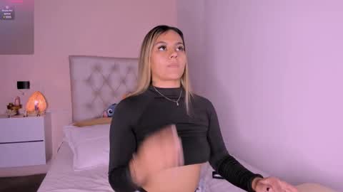 Mariana Roe online show from February 2025 06:32:02 AM