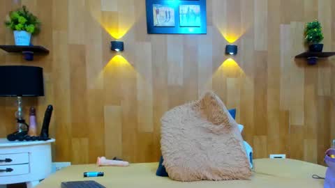 Mariana Angel online show from February 2025 05:33:01 PM