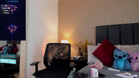 Mar y online show from January 2025 02:46:01 PM