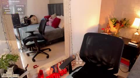 Mar y online show from February 2025 02:30:01 PM