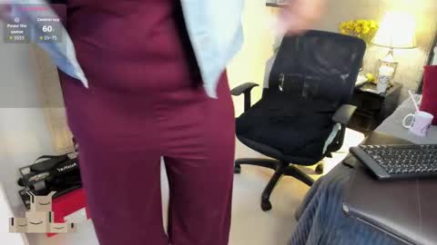 Mar y online show from September 2025 03:05:01 PM