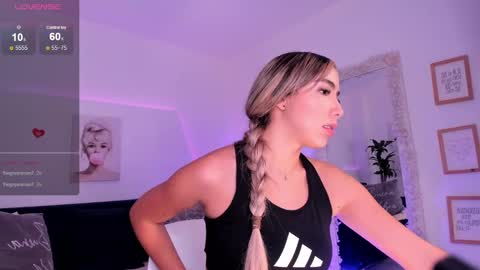 Mariana online show from February 2025 08:26:01 PM