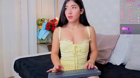 Snapshot of mariana_kalo chatting on July 2026 11:27:01 AM Mariana online show from July 2026 11:27:01 AM