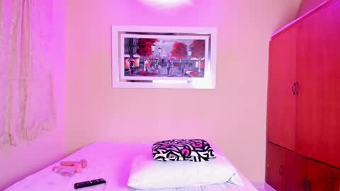 mariana mauricio online show from January 2025 05:51:01 AM