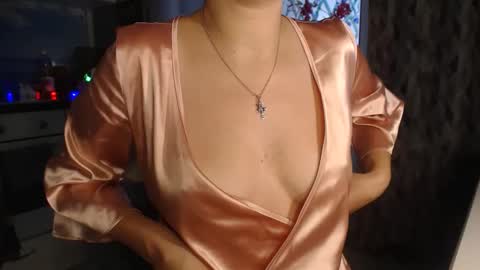 Snapshot of mariana_mur chatting on February 2025 06:42:01 AM MarianaMur online show from February 2025 06:42:01 AM