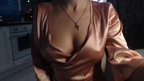 Snapshot of mariana_mur chatting on February 2025 07:42:02 AM MarianaMur online show from February 2025 07:42:02 AM