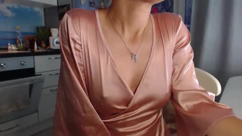 Snapshot of mariana_mur chatting on October 2025 05:26:02 AM MarianaMur online show from October 2025 05:26:02 AM