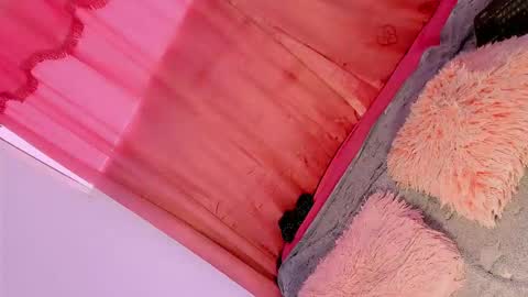 Mariana online show from September 2025 12:38:01 PM