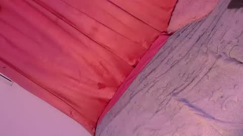 Mariana online show from October 2025 12:06:01 PM