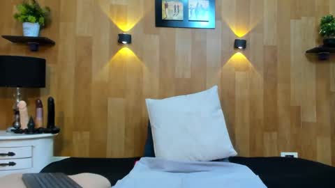 Mariana Angel online show from January 2025 04:03:01 PM