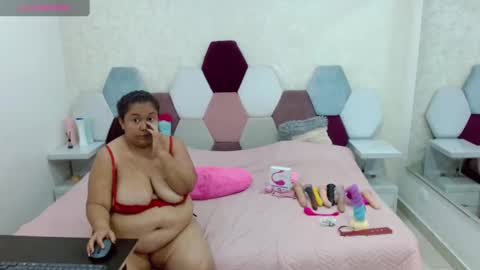 Snapshot of marianabbw_ chatting on January 2025 12:18:01 AM mariana online show from January 2025 12:18:01 AM