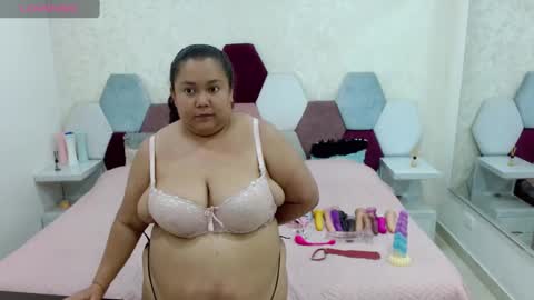 Snapshot of marianabbw_ chatting on February 2025 09:58:01 PM mariana online show from February 2025 09:58:01 PM