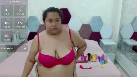 Snapshot of marianabbw_ chatting on March 2025 10:10:01 PM mariana online show from March 2025 10:10:01 PM