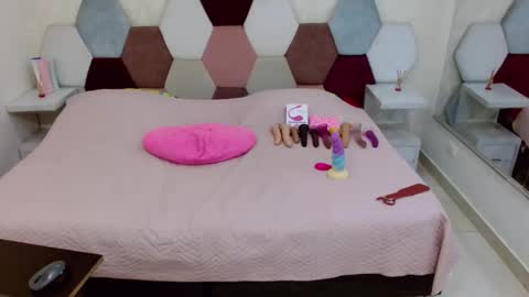 Snapshot of marianabbw_ chatting on October 2025 05:02:02 PM mariana online show from October 2025 05:02:02 PM