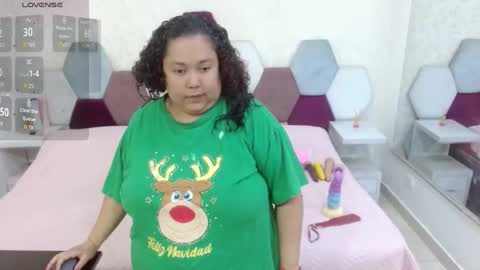 Snapshot of marianabbw_ chatting on November 2025 04:51:01 PM mariana online show from November 2025 04:51:01 PM