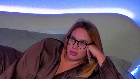 Maria online show from February 2025 01:11:01 PM