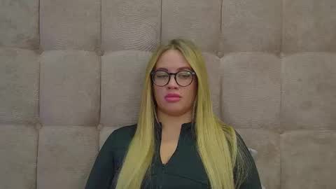 Maria online show from March 2025 12:39:02 AM