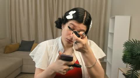Snapshot of marianmollberg chatting on May 2026 06:15:02 PM Marian online show from May 2026 06:15:02 PM