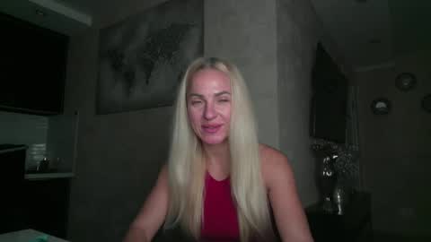 marianna1977 online show from October 2025 07:42:02 PM