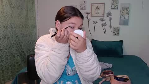 Mariana online show from March 2025 12:18:01 AM