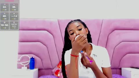 Snapshot of marianrosse chatting on October 2025 08:06:02 PM marianrosse online show from October 2025 08:06:02 PM