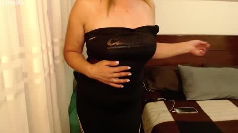 Snapshot of mariansweet chatting on January 2026 11:19:01 PM Marian online show from January 2026 11:19:01 PM
