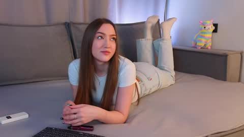 Snapshot of mariareynold chatting on March 2026 02:17:01 PM im Lisa im new here dont be rude online show from March 2026 02:17:01 PM