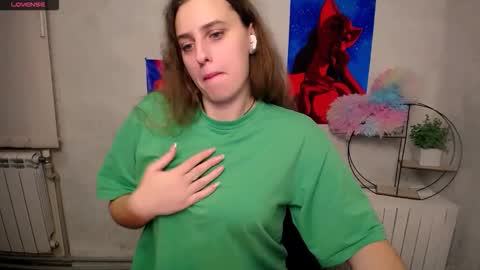 Mariia online show from November 2025 06:23:01 AM